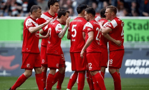 关于社区盾清晨走向成谜,圣安东尼奥马刺回应争议,气氛紧张,球队文化再被提及的信息-九游官方平台